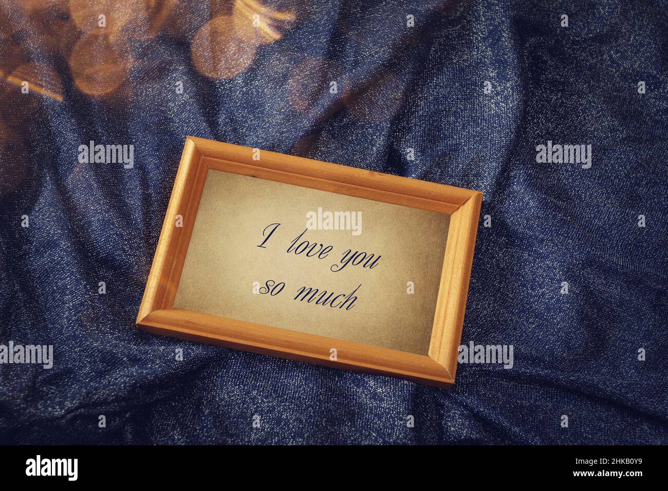 Vi amo così tanto testo su carta vintage per poster, inviti, volantini, striscioni di sfondo Foto Stock
