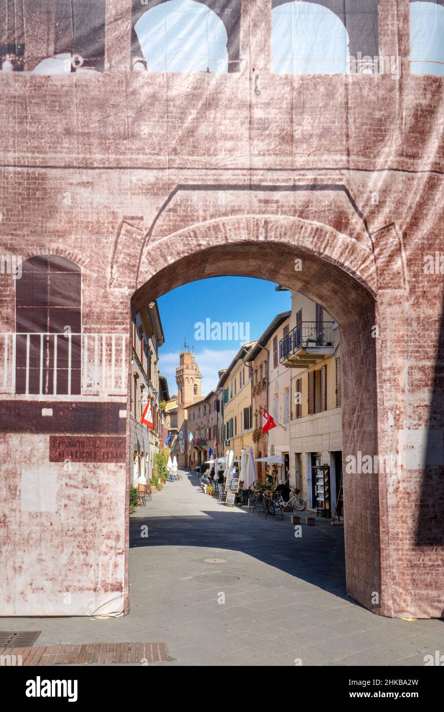 Centro storico, Piazza G.Matteotti, Villaggio, Buonconvento, Toscana, Italia, Europa Foto Stock