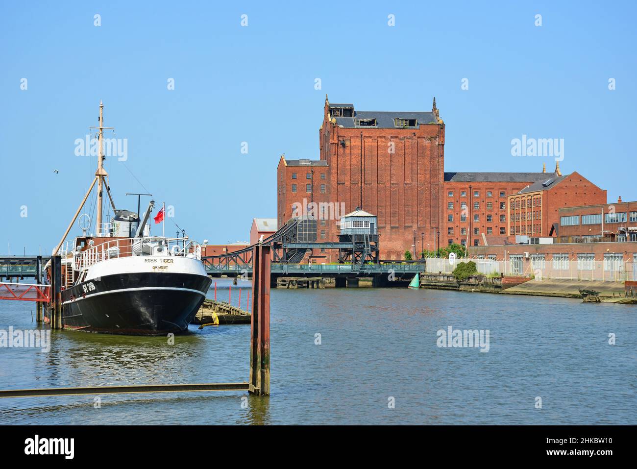 Ross Tiger GY398 Classe Cat trawler presso Alexander Dock, grimsby, lincolnshire, England, Regno Unito Foto Stock