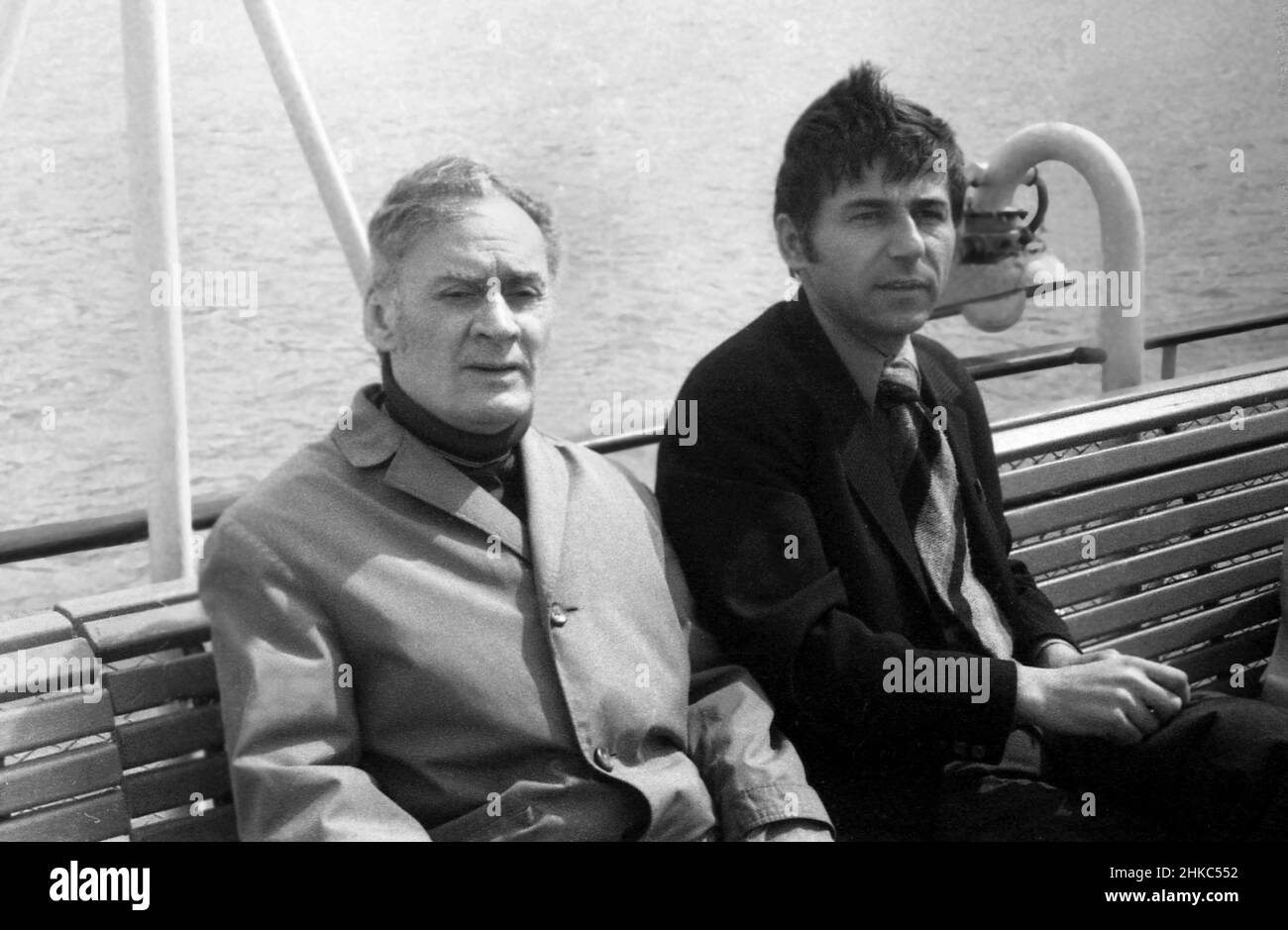Fotografo stampa rumeno Traian Prosan (a destra), circa 1975 Foto Stock