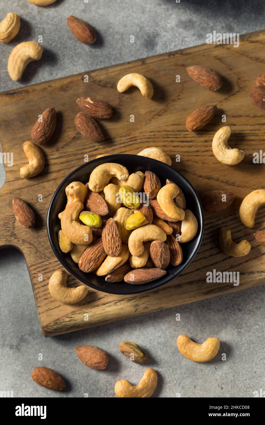 Salsa arrosto di noci assortite mescolare con le seghe e le mandorle Foto Stock