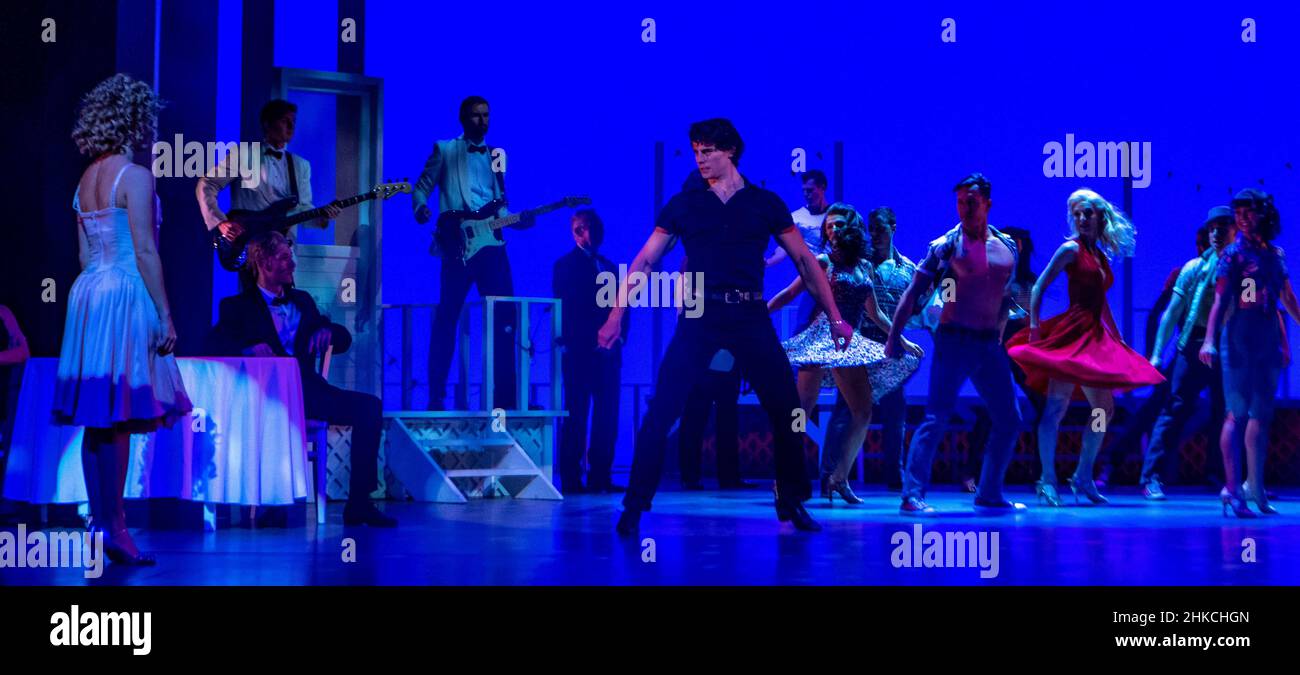 Londra, Regno Unito. 3rd Feb 2022. Photocall Dirty Dancing - la storia classica sul palco al Dominion Theatre London Credit: Ian Davidson/Alamy Live News Foto Stock