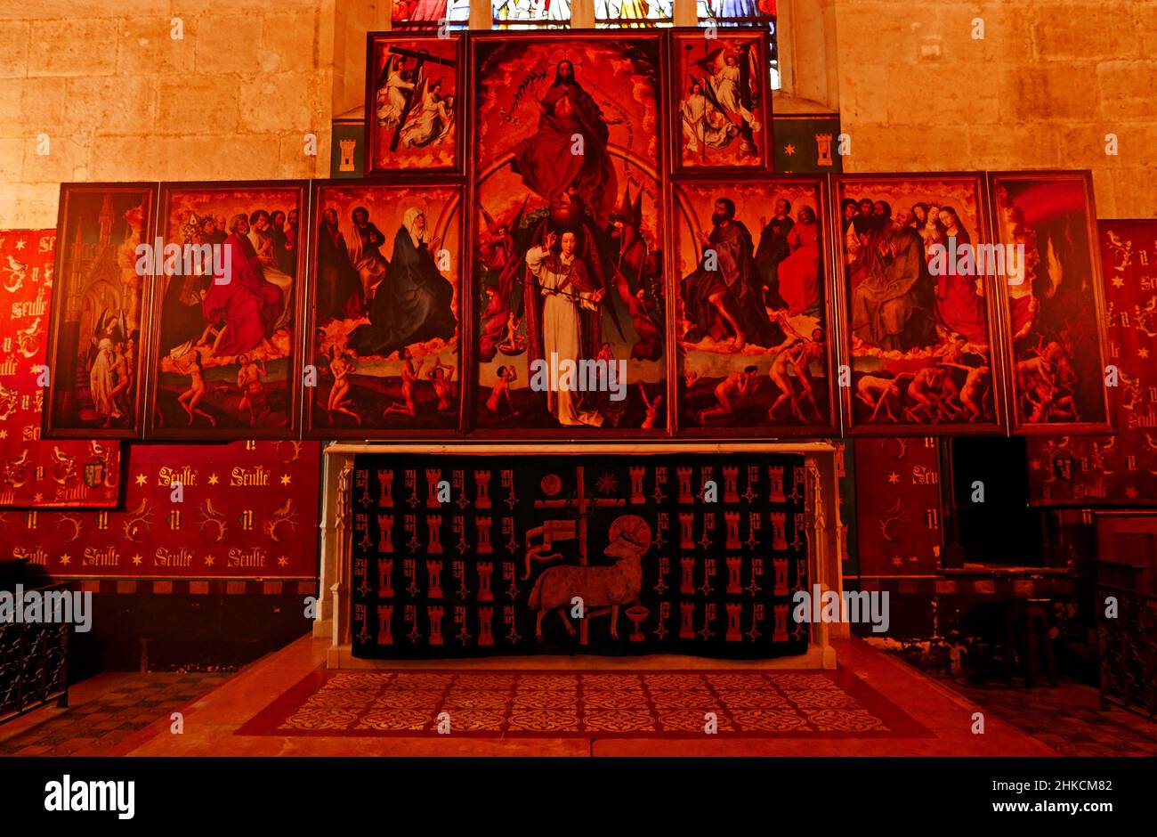 Hotel-Dieu des Hospices Civils de Beaune, la Grande Sala dei poveri, Rogier Van der Weyden polyptych pala, Cote-d'Or, Bourgogne-France-Comte, B Foto Stock