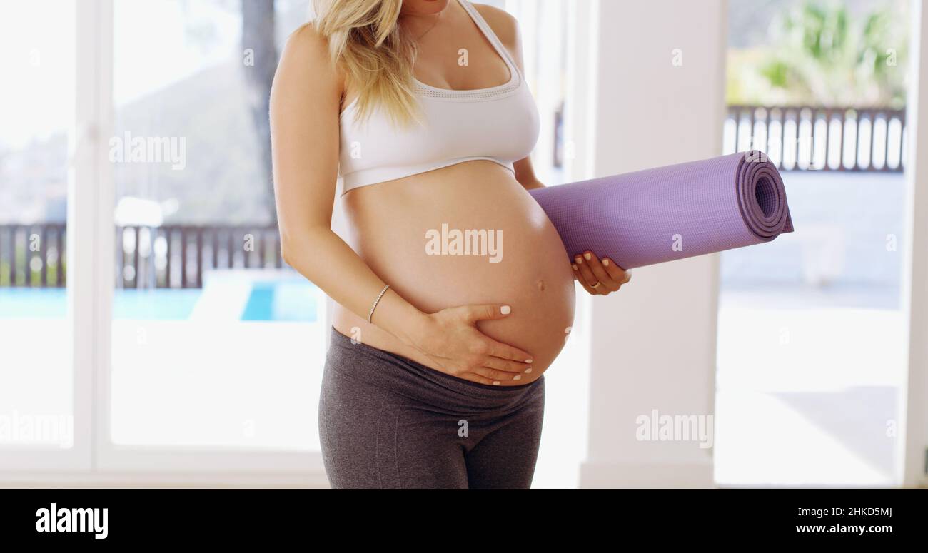 Ceneri già prendersi cura del suo bambino Foto Stock