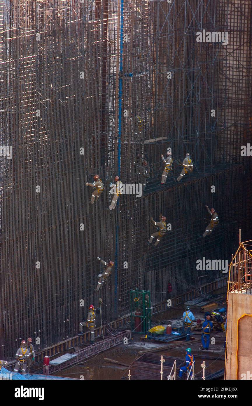 Il luogo di lavoro della UHE Teles Pires nella foresta amazzonica brasiliana. Foto Stock