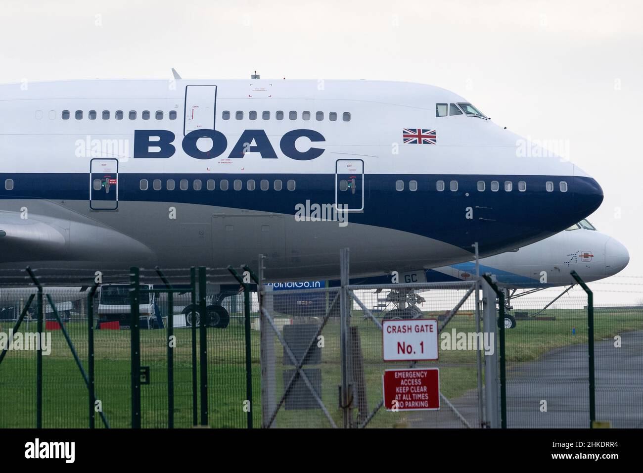 Un aereo British Airways 747-400 all'aeroporto di St. Athan a Llanblethian, Galles, Regno Unito. Foto Stock