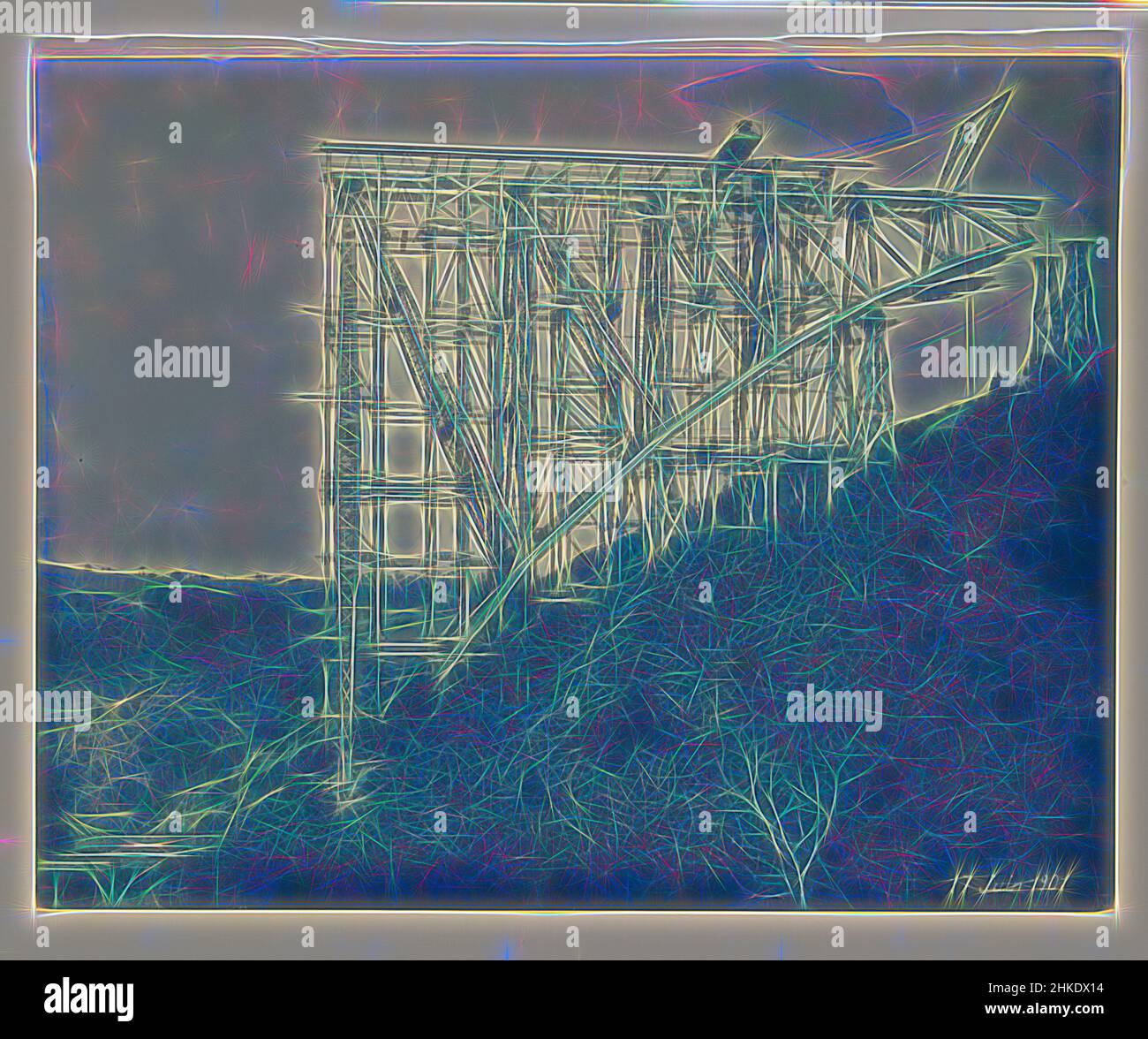 Ispirato alla costruzione del Viadotto Viaur, costruzione del Viadotto Viaur in Francia dal Societé de Construction des Battignolles, 17 giugno 1901, Francia, 17-giu-1901, Cianotipo, altezza 229 mm x larghezza 288 mm, reinventato da Artotop. L'arte classica reinventata con un tocco moderno. Design di calda e allegra luminosità e di raggi di luce. La fotografia si ispira al surrealismo e al futurismo, abbracciando l'energia dinamica della tecnologia moderna, del movimento, della velocità e rivoluzionando la cultura Foto Stock