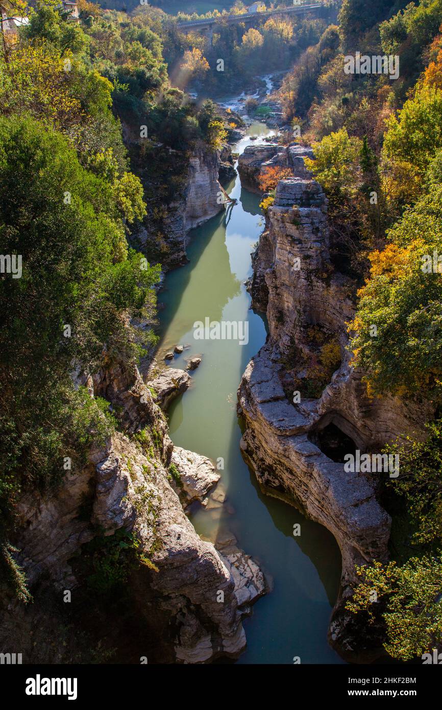 Tratto del fiume Metauro chiamato Marmitte dei Giganti Foto Stock