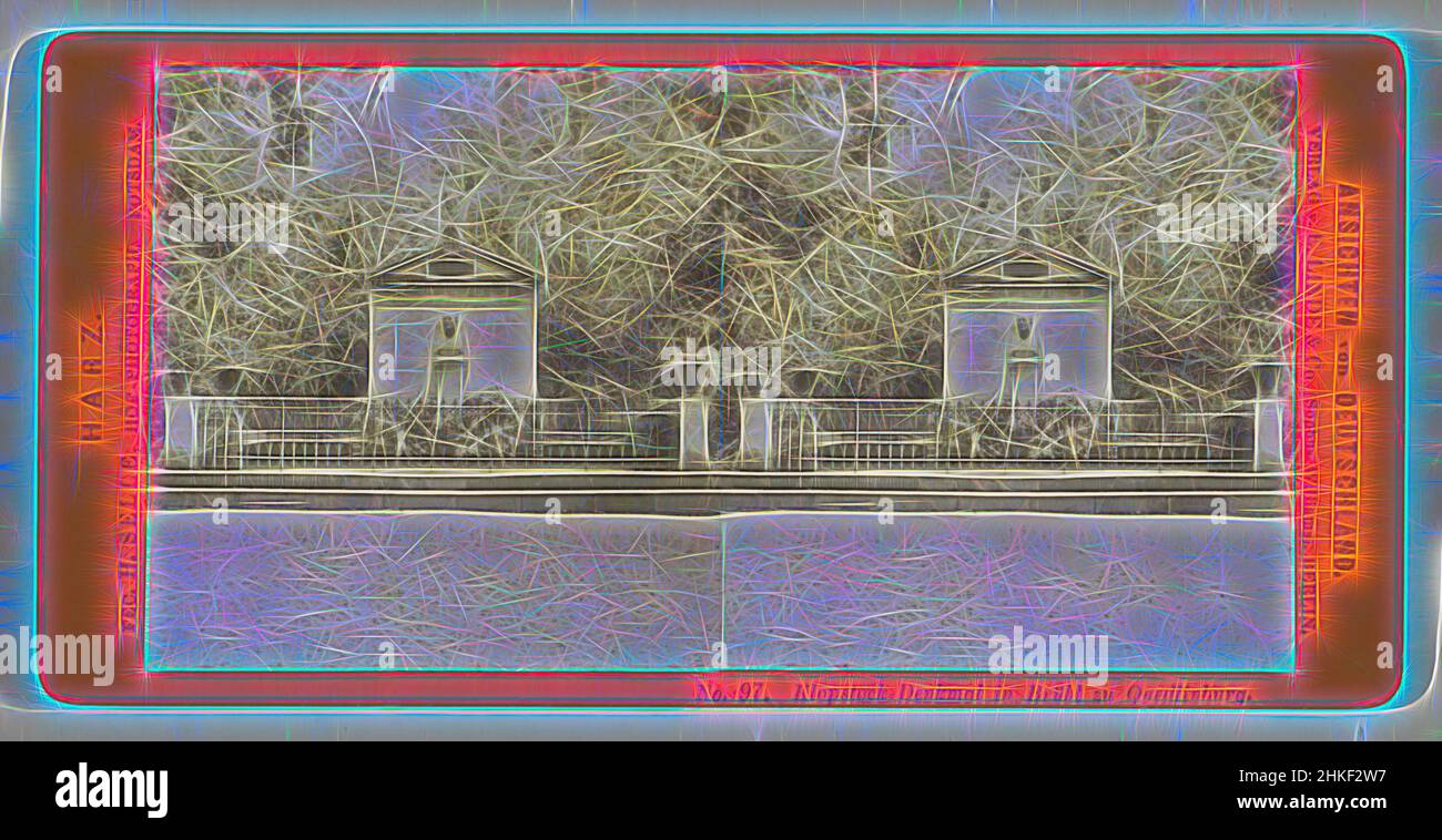 Ispirato dal Monumento a F.G. Klopstock in the Brühlpark, Quedlinburg, Klopstock-Denkmal in Brühl zu Quedlinburg, Ansichten von Deutschland, Harz, Hermann Selle, editore: E. Linde & Co. (Sophus Williams), Quedlinburg, editore: Berlino, 1868 - 1890, carta, Stampa albume, altezza 87 mm x larghezza 176 mm, reinventata da Artotop. L'arte classica reinventata con un tocco moderno. Design di calda e allegra luminosità e di raggi di luce. La fotografia si ispira al surrealismo e al futurismo, abbracciando l'energia dinamica della tecnologia moderna, del movimento, della velocità e rivoluzionando la cultura Foto Stock