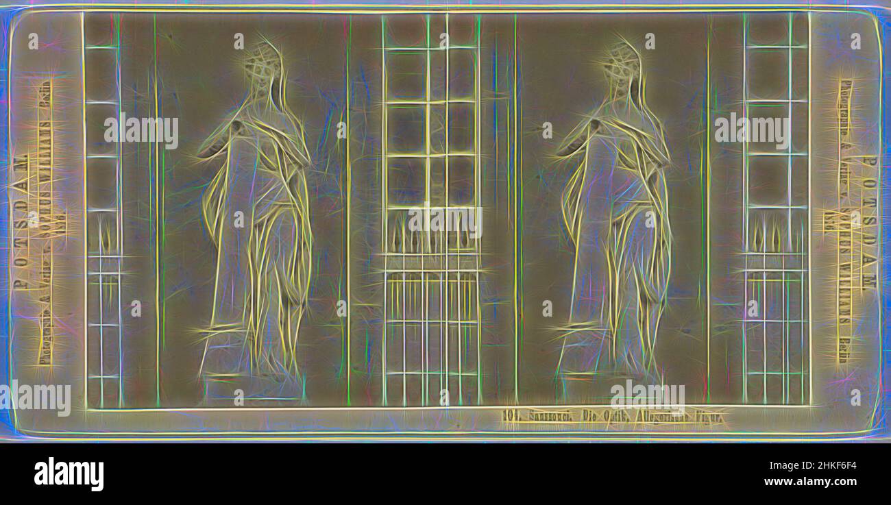 Ispirato alla scultura allegorica di Sanscouci, Potsdam, Sanssouci. Die Optik, Allegorische Figur, Potsdam, Sophus Williams, editore: Sophus Williams, Potsdam, editore: Berlino, 1876, carta, stampa albume, Altezza 86 mm x larghezza 177 mm, reinventata da Artotop. L'arte classica reinventata con un tocco moderno. Design di calda e allegra luminosità e di raggi di luce. La fotografia si ispira al surrealismo e al futurismo, abbracciando l'energia dinamica della tecnologia moderna, del movimento, della velocità e rivoluzionando la cultura Foto Stock
