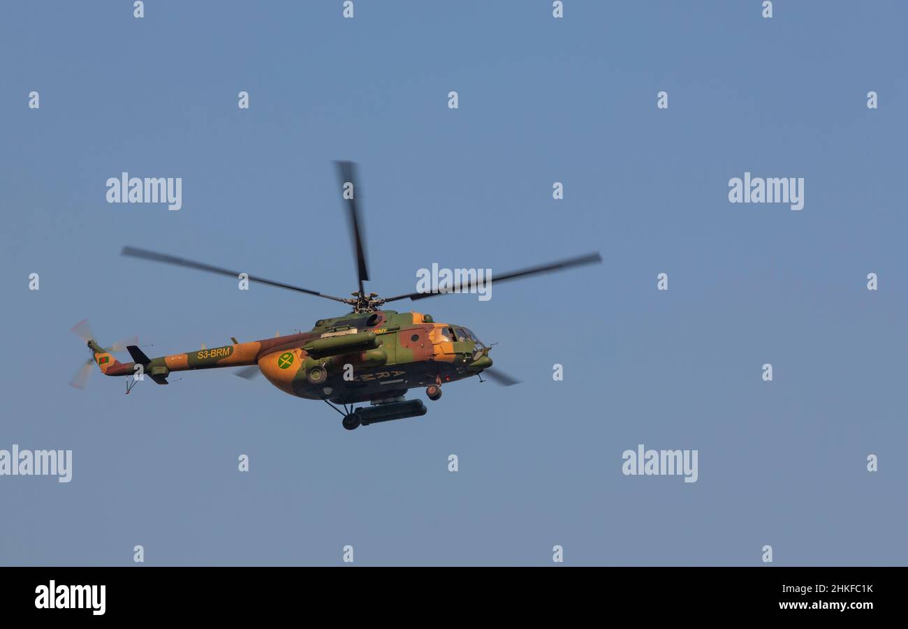 Bangladesh Army mi-17 sh Foto Stock