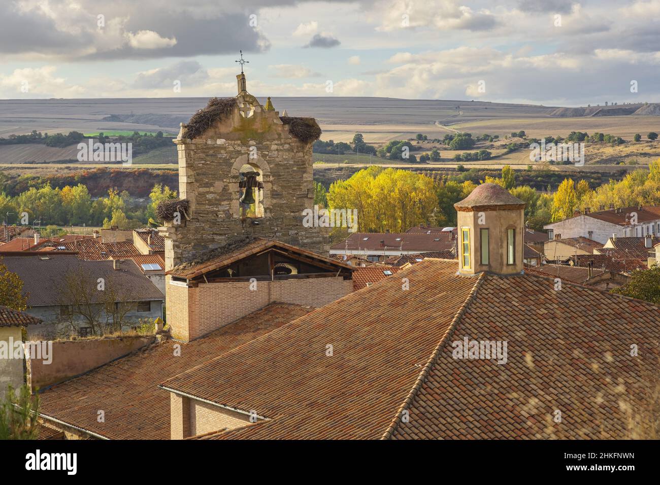 Spagna, Castiglia e León, Belorado, tappa sul Camino Francés, itinerario spagnolo del pellegrinaggio a Santiago de Compostela, patrimonio dell'umanità dell'UNESCO, chiesa di Santa Maria la Mayor del 16th secolo Foto Stock