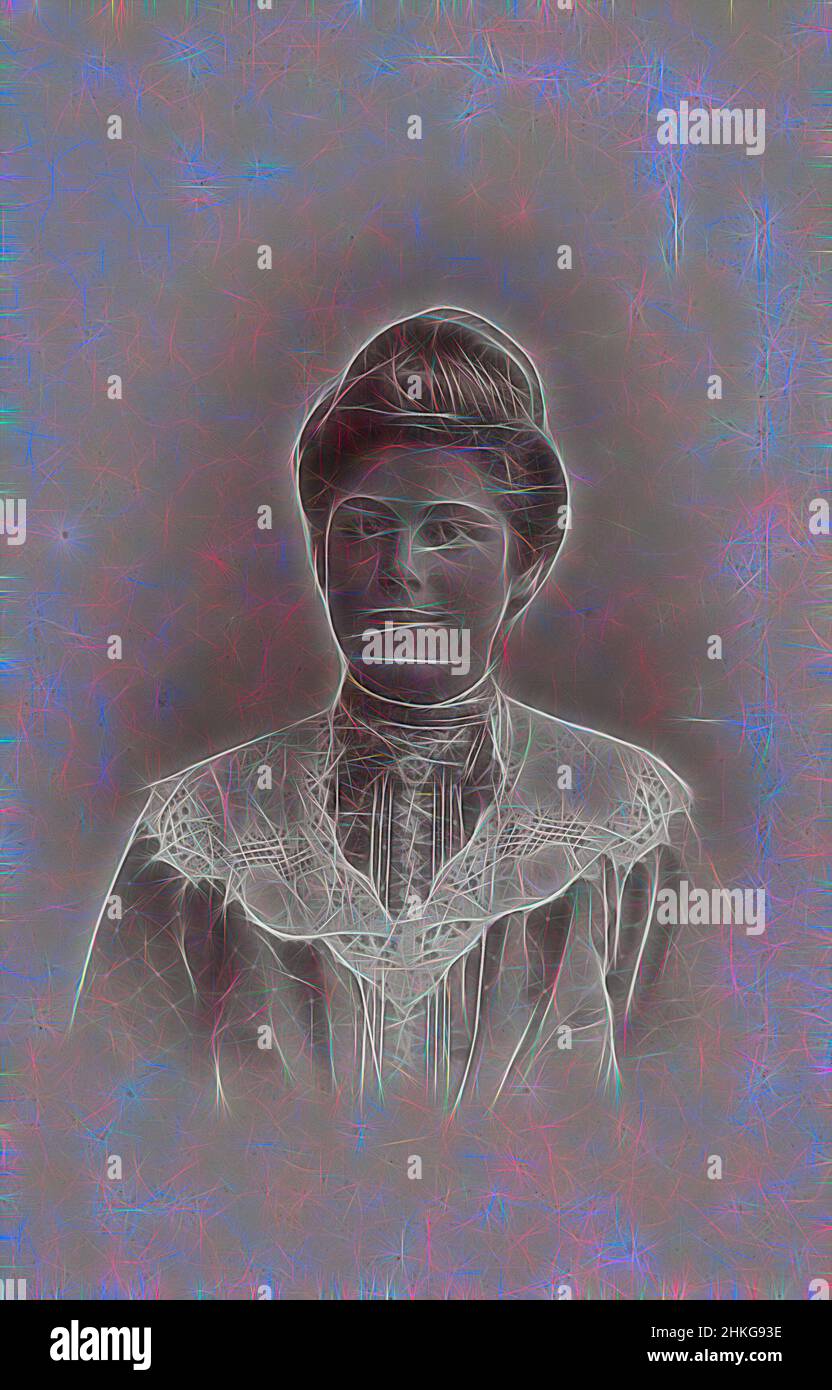 Ispirato dal Ritratto di una donna sconosciuta, Machiel Hendricus Laddé, Amsterdam, 1892 - 1906, altezza 105 mm x larghezza 66 mm, reinventato da Artotop. L'arte classica reinventata con un tocco moderno. Design di calda e allegra luminosità e di raggi di luce. La fotografia si ispira al surrealismo e al futurismo, abbracciando l'energia dinamica della tecnologia moderna, del movimento, della velocità e rivoluzionando la cultura Foto Stock