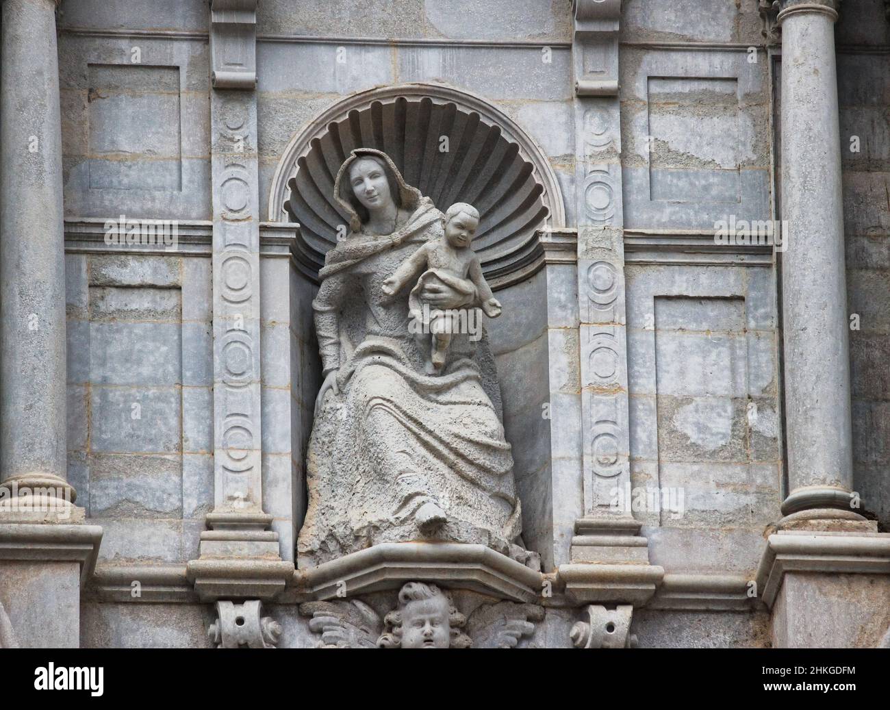 Alcuni dettagli della splendida cattedrale catalana-gotica, di Girona, Spagna, Costa Brava Foto Stock