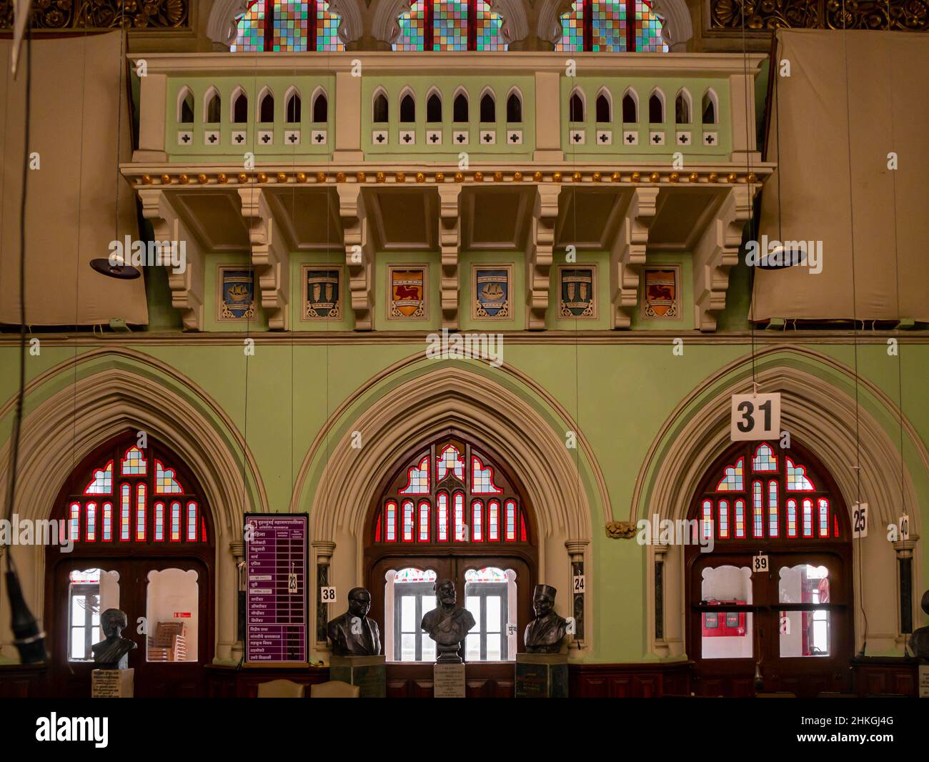 MUMBAI, INDIA - 18 dicembre 2021 : interni della sede centrale di BMC. La Corporation Hall si ispira alle Corporation Halls di Glasgow e Birmingham. UNESCO Foto Stock