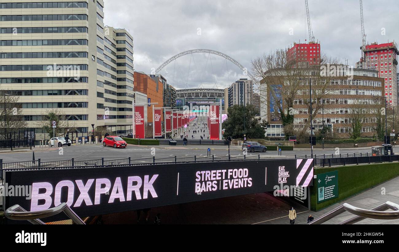 Londra, Regno Unito. 03rd Feb 2022. Londra, Inghilterra, 2022 Wembley Way aka Olympic Way, Wembley Stadium Football Grounds of London, Inghilterra Karl W Newton/Sports Press Photo Credit: SPP Sport Press Photo. /Alamy Live News Foto Stock