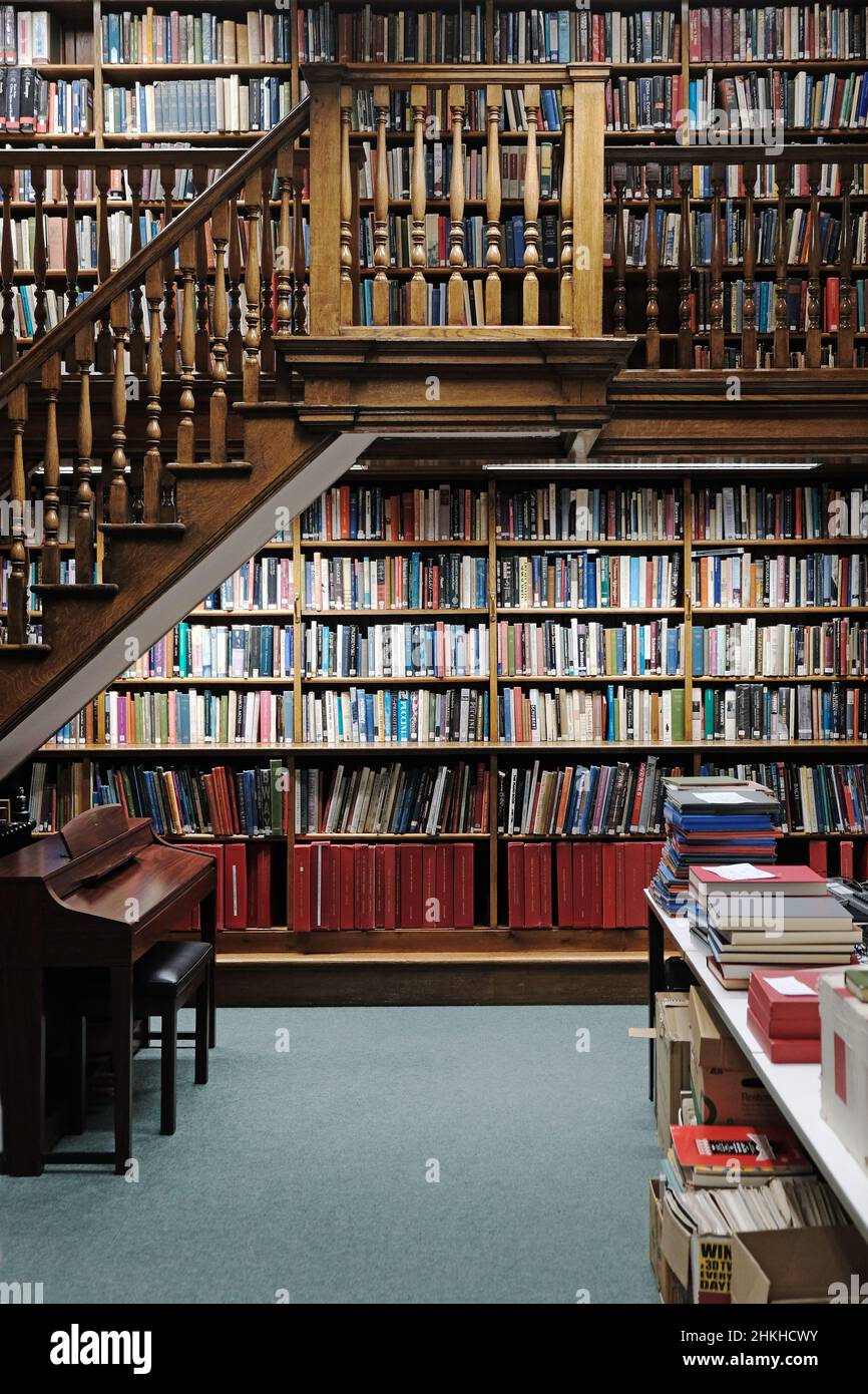 Scale nella Westminster Reference Library Foto Stock
