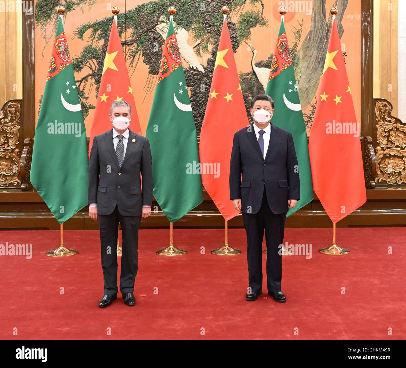 Pechino, Cina. 5th Feb 2022. Il presidente cinese Xi Jinping incontra il presidente turco Gurbanguly Berdymukhamedov alla Grande Sala del popolo di Pechino, capitale della Cina, 5 febbraio 2022. Credit: Shen Hong/Xinhua/Alamy Live News Foto Stock