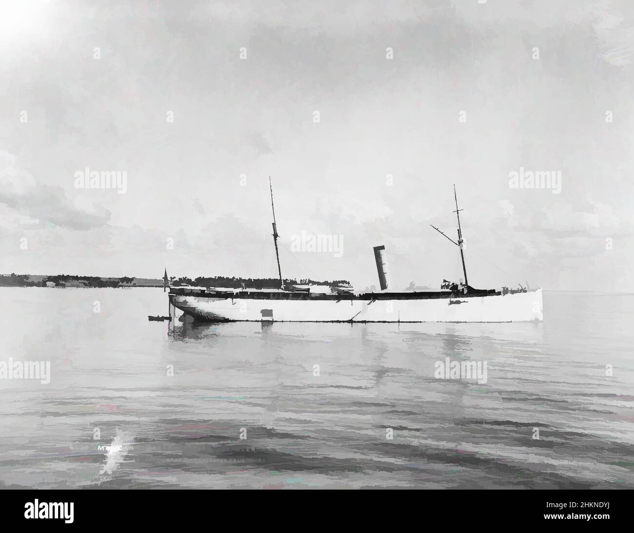 Arte ispirata alla nave da guerra americana ad Apia, Badger, Burton Brothers studio, Upolu, gelatina dry plate processo, nave grande imbuto centrale e due alberi su entrambi i lati ormeggiati. La bandiera americana vola sul retro, una scala a fune corre fino alle barche a due file. Una lunga barca con persone in esso sono molto a sinistra, opere classiche modernizzate da Artotop con un tuffo di modernità. Forme, colore e valore, impatto visivo accattivante sulle emozioni artistiche attraverso la libertà delle opere d'arte in modo contemporaneo. Un messaggio senza tempo che persegue una nuova direzione selvaggiamente creativa. Artisti che si rivolgono al supporto digitale e creano l'NFT Artotop Foto Stock