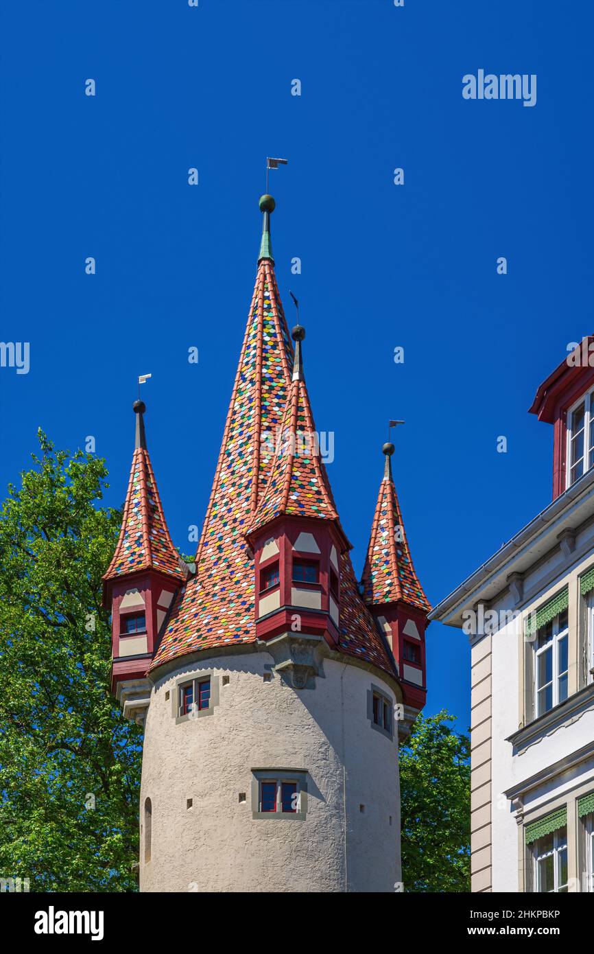 La Torre dei ladri nella parte occidentale della Città Vecchia, costruita nel 1380 come parte delle fortificazioni medievali e per lungo tempo una torre carceraria, Foto Stock