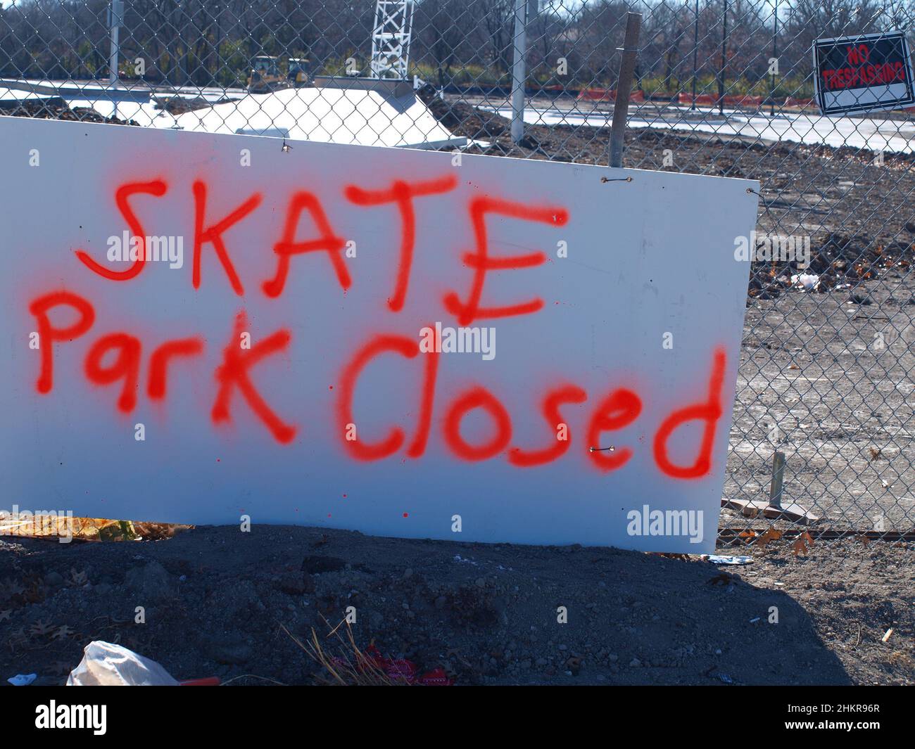 La crescita a North Dallas tende strade, servizio cellulare, nuovi alloggi. Grandi vincitori di costruzioni, arte e ricreazione. Foto Stock