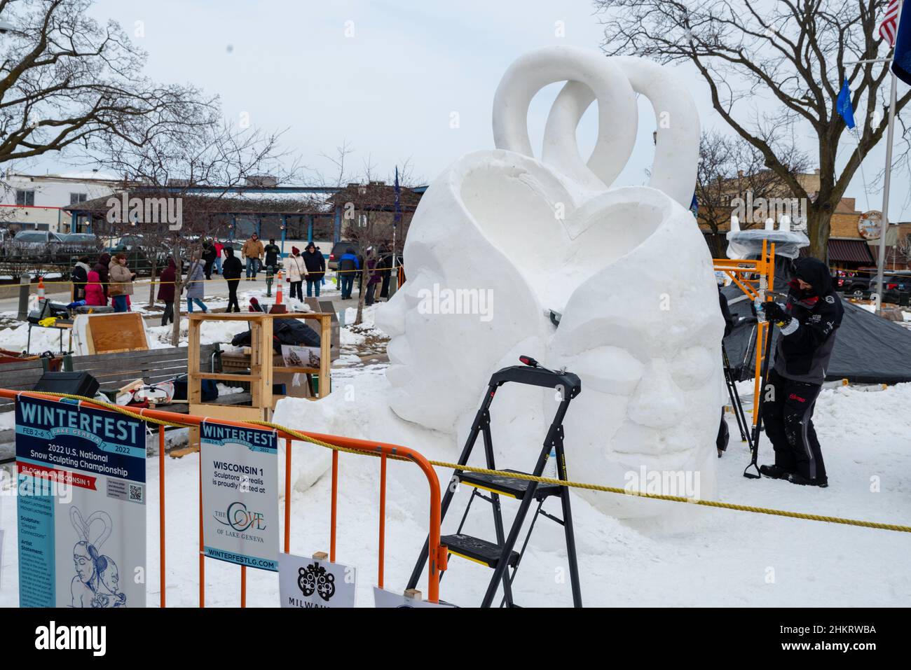 Fotografia scattata al Winterfest, un festival invernale che celebra le sculture del freddo e del ghiaccio, a Lake Geneva, Wisconsin, USA. Foto Stock