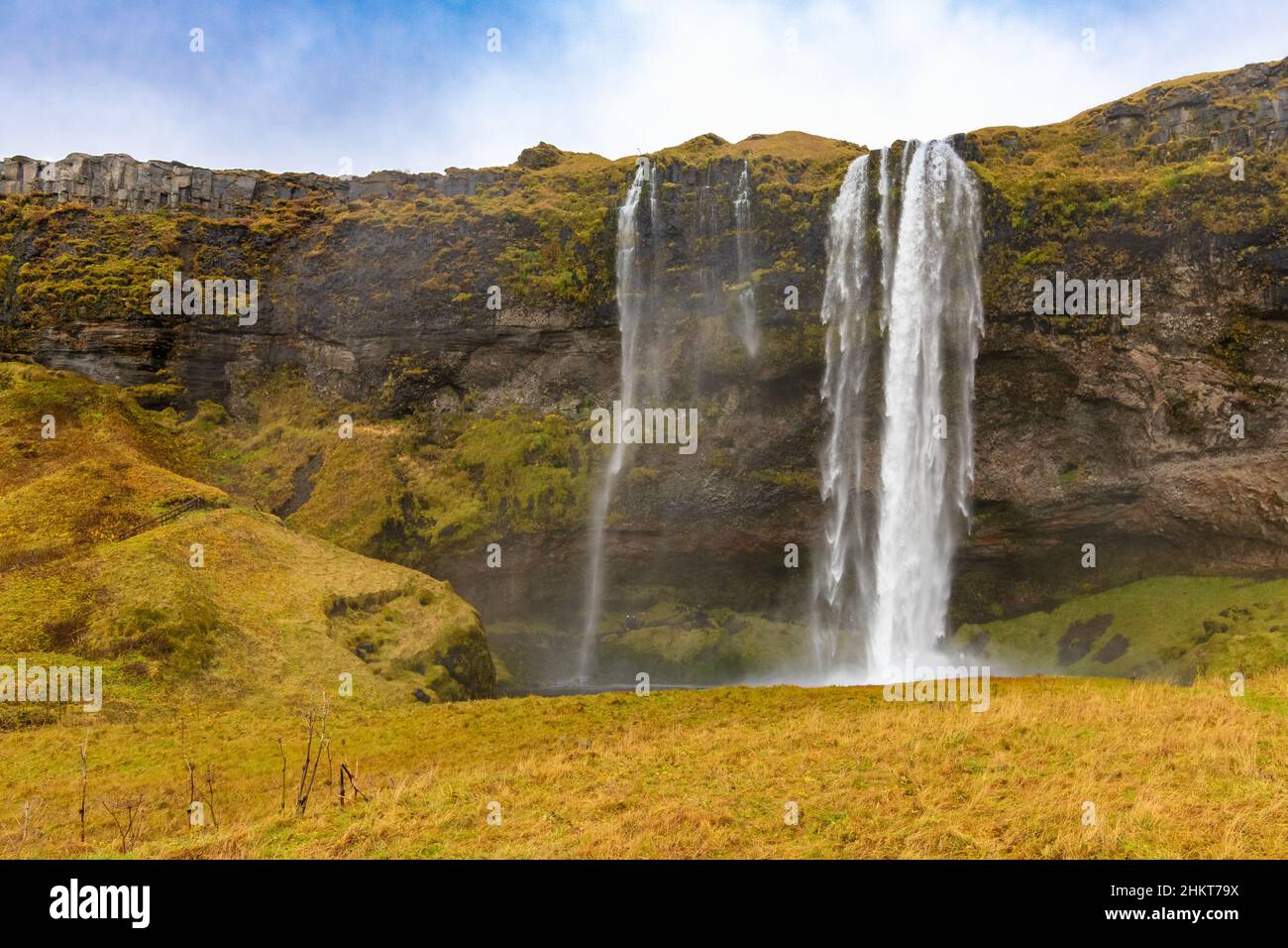 Seljalandsfoss e la cascata Gljúfrabúi in Islanda, bellezza incredibile - Seljalandsfoss und der Gljúfrabúi Wasserfall auf Foto Stock