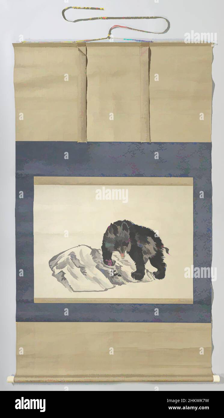 Arte ispirata da Bear and Crab, Bear on Rock che topica piccolo granchio, Hanging scroll pittura in box., pittore: Mori Ippô, Giappone, 1808 - 1871, carta, Altezza 57,8 cm x larghezza 80,5 cm altezza 8,7 cm x larghezza 112 cm x profondità 8,7 cm, opere classiche modernizzate da Artotop con un tocco di modernità. Forme, colore e valore, impatto visivo accattivante sulle emozioni artistiche attraverso la libertà delle opere d'arte in modo contemporaneo. Un messaggio senza tempo che persegue una nuova direzione selvaggiamente creativa. Artisti che si rivolgono al supporto digitale e creano l'NFT Artotop Foto Stock