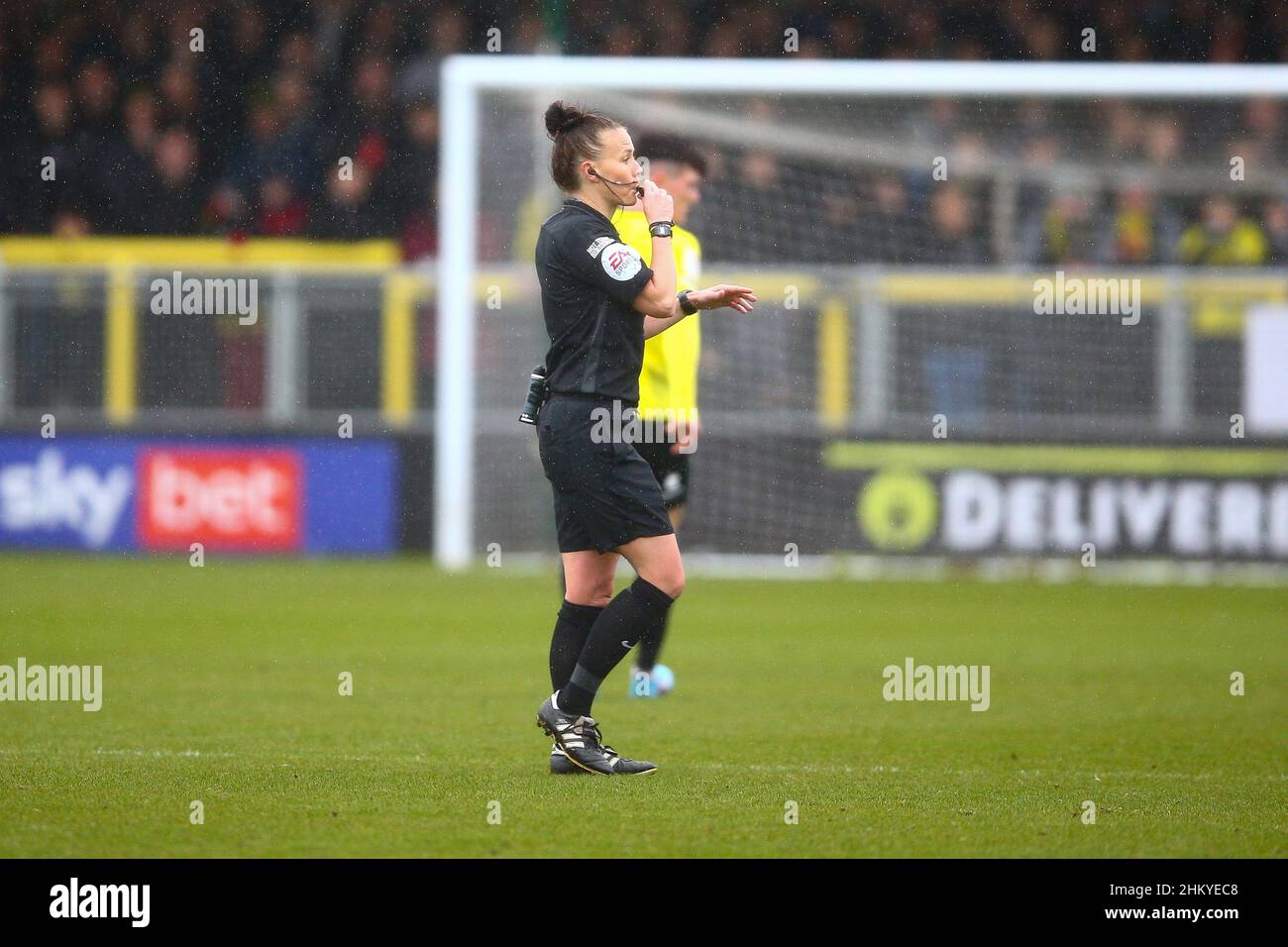 EnviroVent Stadium, Harrogate, Inghilterra - 5th Febbraio 2022 Rebecca Welch - durante la partita Harrogate contro Bradford City, EFL League 2, 2021/22, all'EnviroVent Stadium, Harrogate, Inghilterra - 5th Febbraio 2022 Credit: Arthur Haigh/WhiteRosePhotos/Alamy Live News Foto Stock