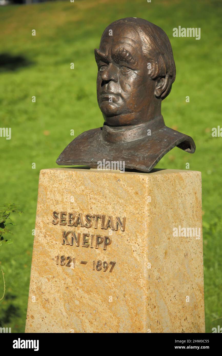 Sebastian Kneipp 1821-1897, busto a Bad Schwalbach im Taunus, Assia, Germania Foto Stock