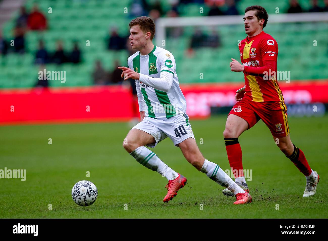 GRONINGEN, PAESI BASSI - FEBBRAIO 6: Bjorn Meijer del FC Groningen durante la partita olandese Eredivie tra il FC Groningen e le aquile Passi pure allo Stadion Euroborg il 6 Febbraio 2022 a Groningen, Paesi Bassi (Foto di Henk Jan Dijks/Orange Pictures) Foto Stock