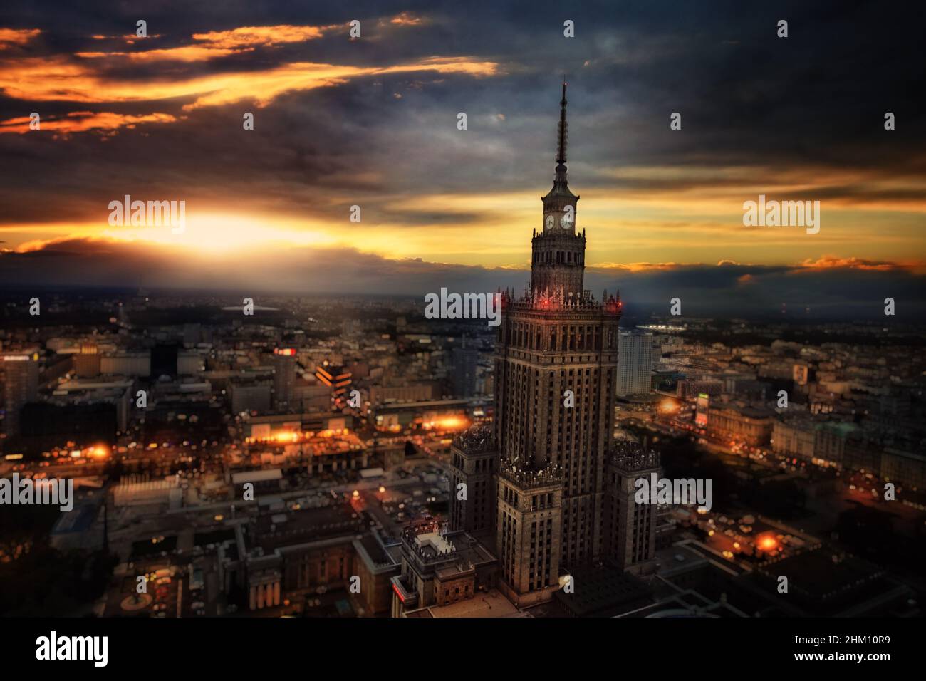 Vista sul Palazzo della Cultura e della Scienza e sul centro di Varsavia Foto Stock