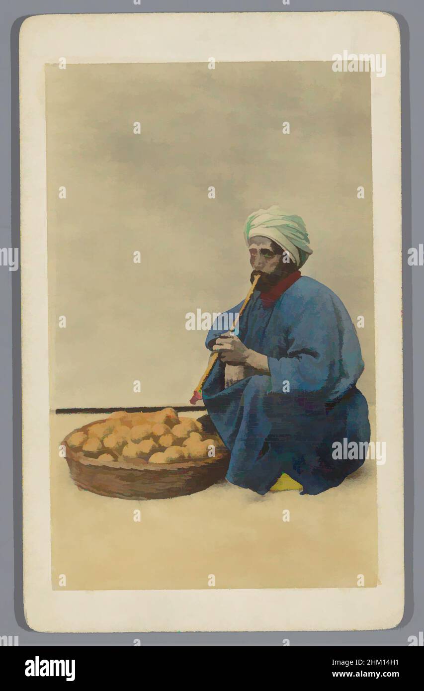 Arte ispirata dal Ritratto di un uomo egizio sconosciuto con pipe e arance, Vendeur d'arance, Wilhelm Hammerschmidt, Egypte, 1860 - 1869, Carta, cartone, stampa albume, altezza 101 mm x larghezza 62 mm, opere classiche modernizzate da Artotop con un tocco di modernità. Forme, colore e valore, impatto visivo accattivante sulle emozioni artistiche attraverso la libertà delle opere d'arte in modo contemporaneo. Un messaggio senza tempo che persegue una nuova direzione selvaggiamente creativa. Artisti che si rivolgono al supporto digitale e creano l'NFT Artotop Foto Stock