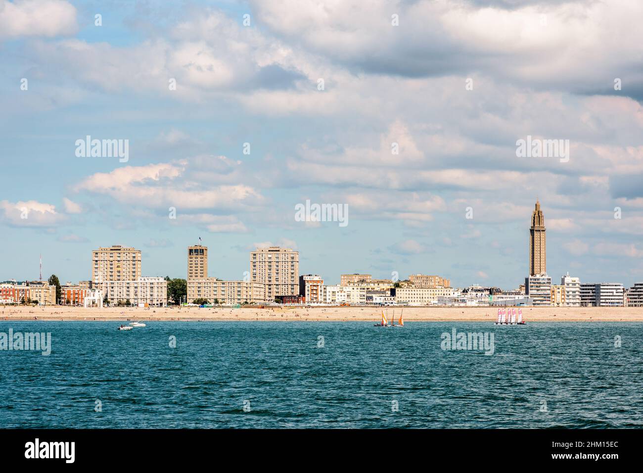 Skyline di le Havre visto dal mare. Foto Stock