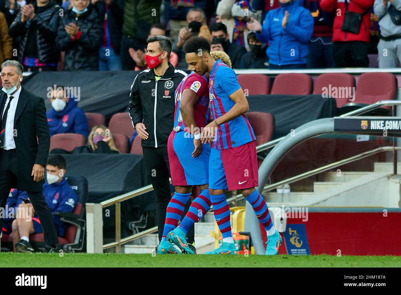 Barcellona, Spagna. Camp Nou, Barcellona, Spagna. 06th Feb 2022. Men's la Liga Santander, Futbol Club Barcelona Versus Club Atletico de Madrid; nuovo firmatario Aubameyang del FC Barcelona debutta con il FC Barcelona come sostituto credito: Action Plus Sports/Alamy Live News Credit: Action Plus Sports Images/Alamy Live News Foto Stock