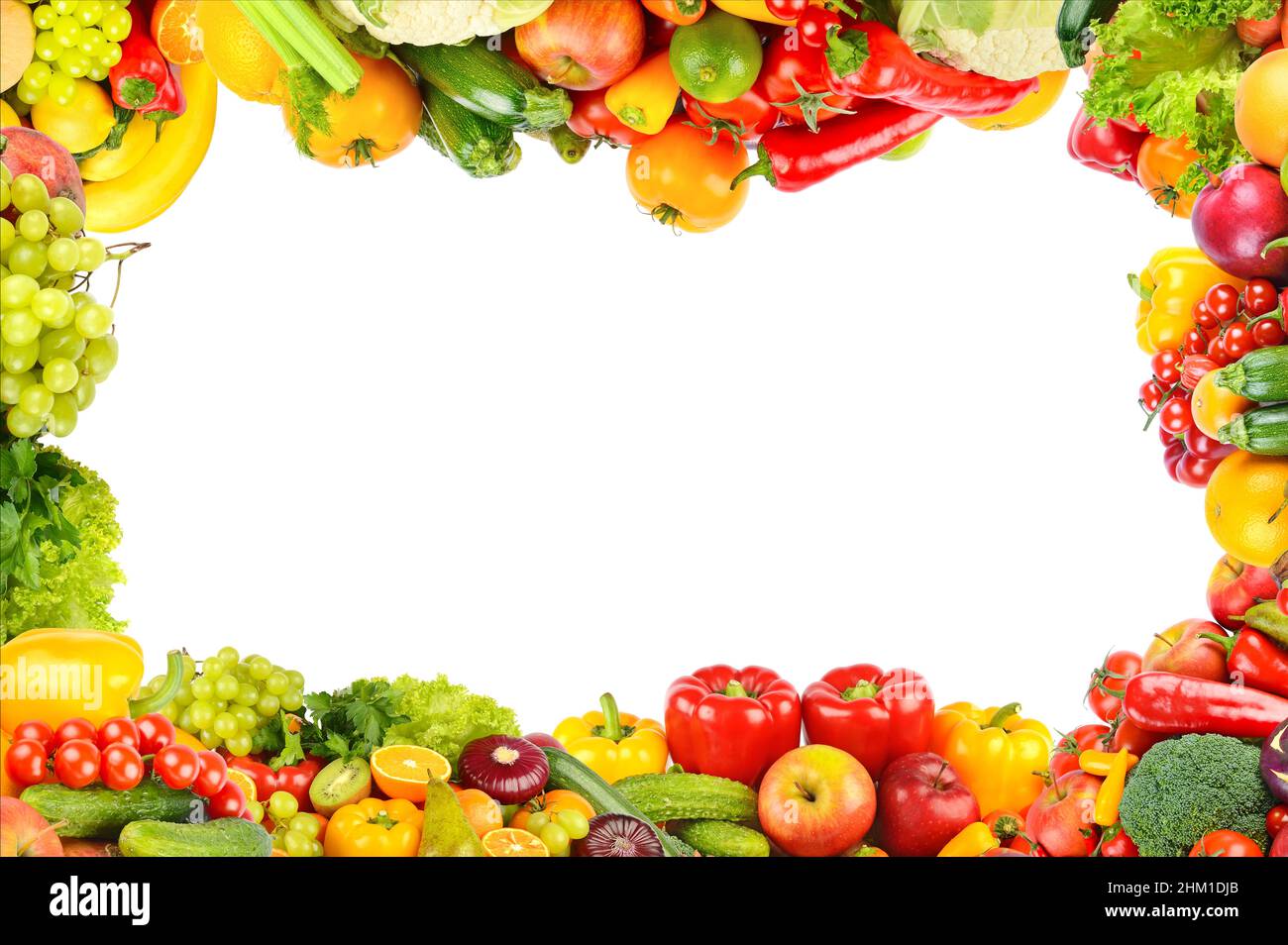 Fondo rettangolare di verdure fresche e frutta in forma di telaio largo. Isolato su bianco. Foto Stock