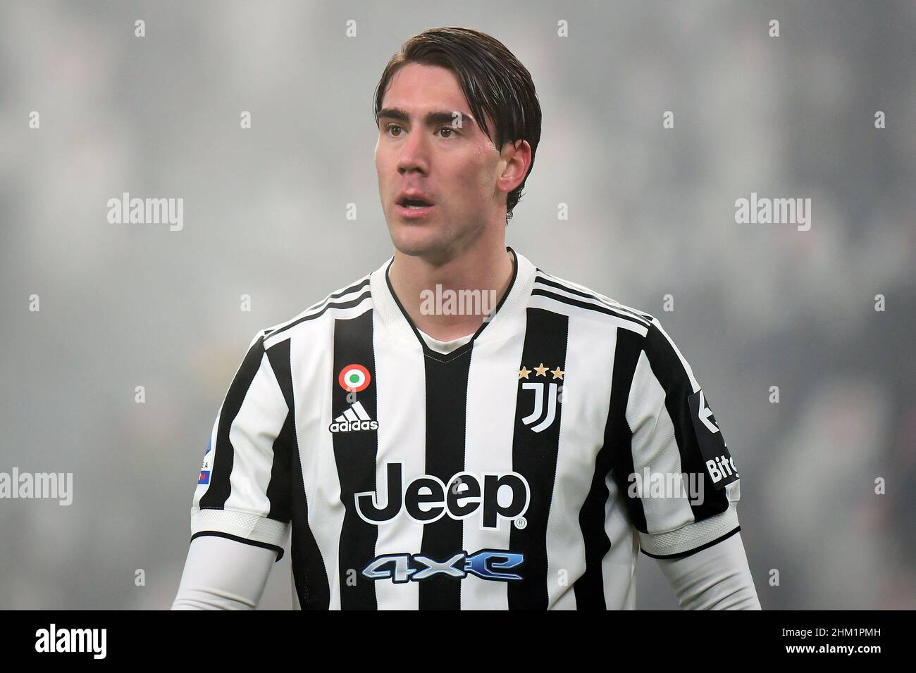 Torino, Italia. 06th Feb 2022. Il Dusan Vlahovic della Juventus FC reagisce durante la serie Una partita di calcio 2021/2022 tra la Juventus FC e l'Hellas Verona allo stadio Juventus di Torino (Italia), 6th febbraio 2022. Foto Federico Tardito/Insidefoto Credit: Ininsidefoto srl/Alamy Live News Foto Stock