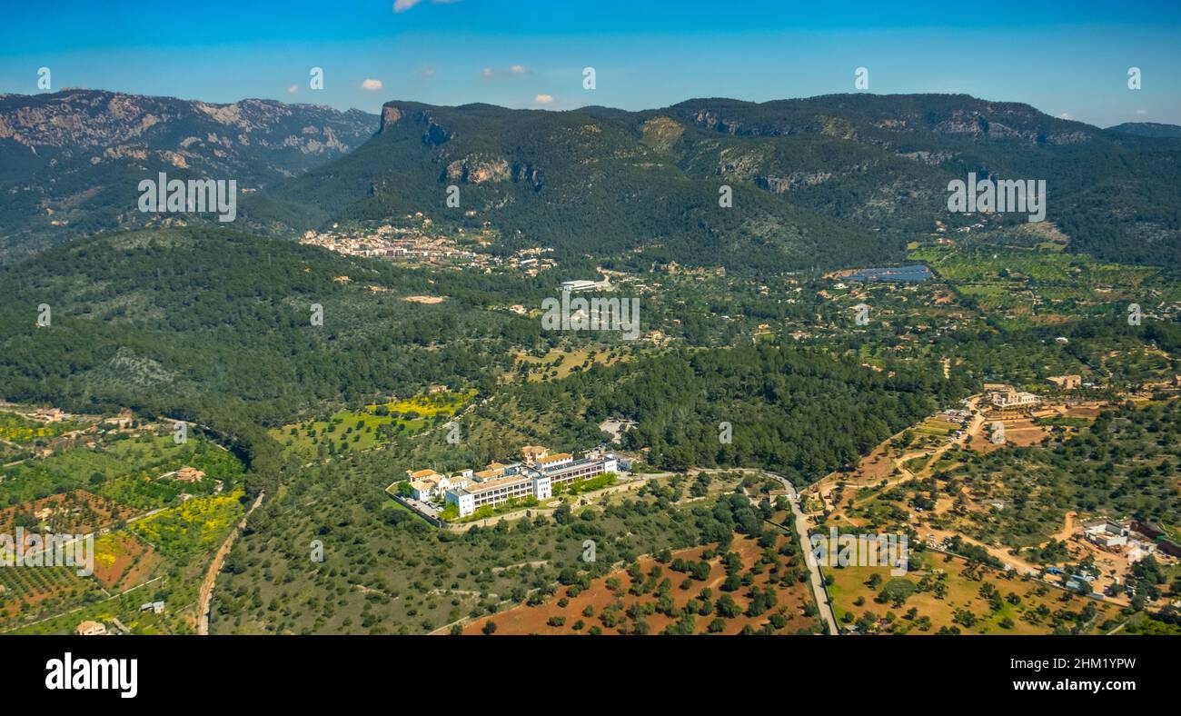 Vista aerea, Ospedale Joan March, Buñola, Ospedale a Bunyola, Pla de na tesa, Cabaneta (SA), Maiorca, Isole Baleari, Isole Baleari, Baleares, S. Foto Stock