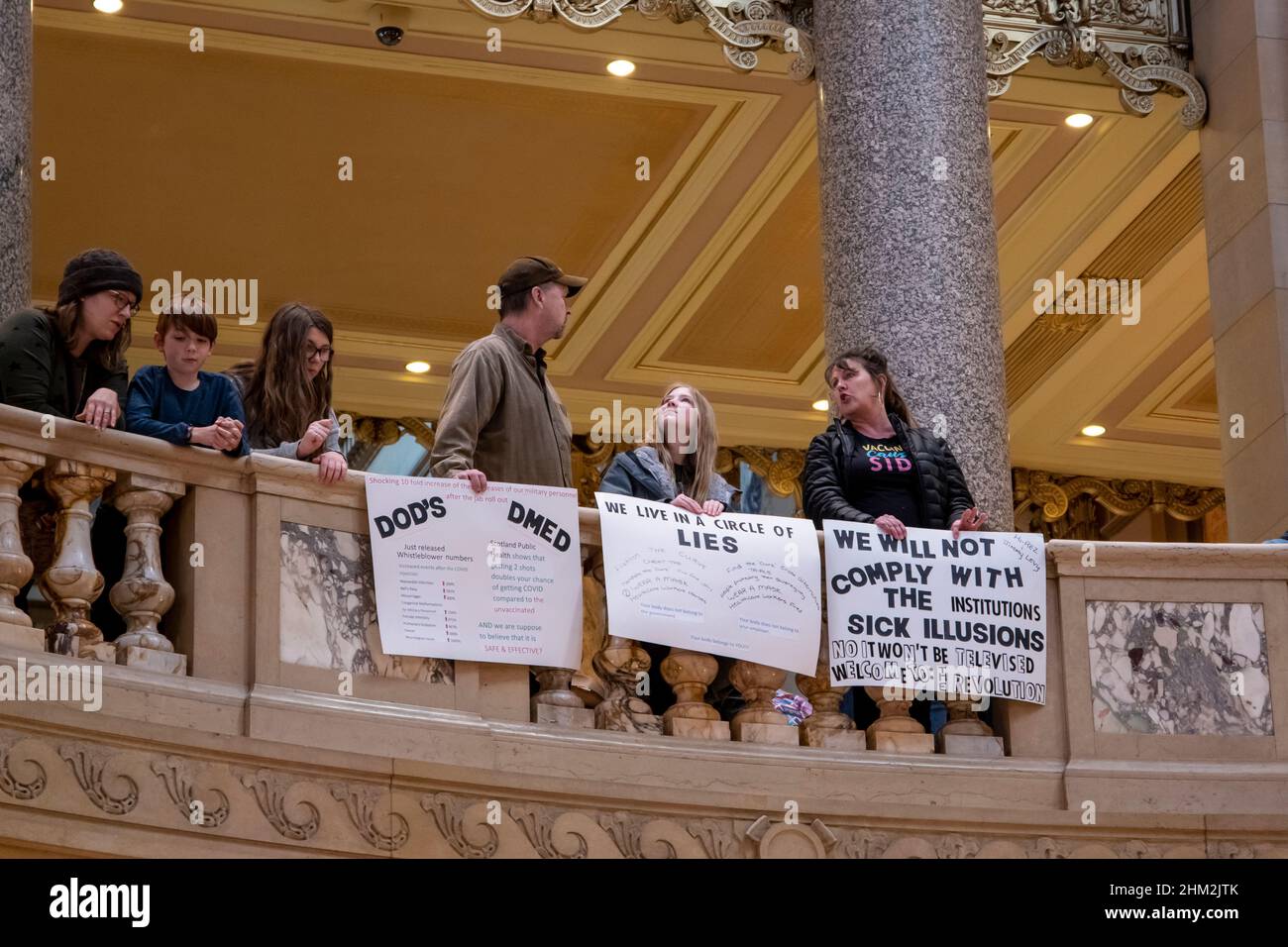 St. Paul, Minnesota. Febbraio 3, 2022. Annuale salute, libertà e diritti dei genitori radunano al campidoglio dello Stato. . Le famiglie lasciano che i legislatori sappiano come più Foto Stock