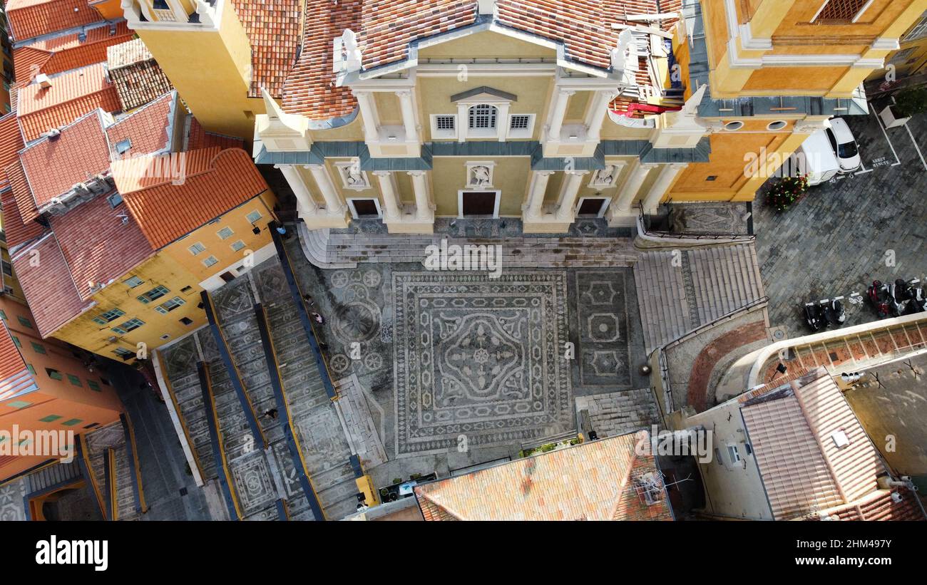 Chiesa di vacanza immagini e fotografie stock ad alta risoluzione - Alamy
