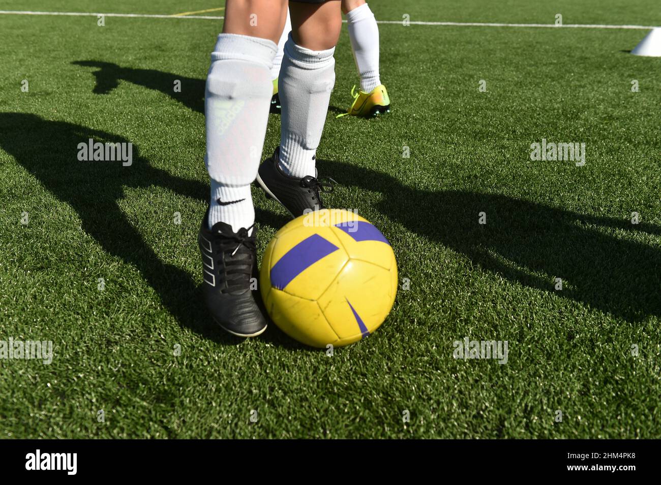 Campo di allenamento di calcio per ragazzi e ragazze, Yorkshire Regno Unito Foto Stock