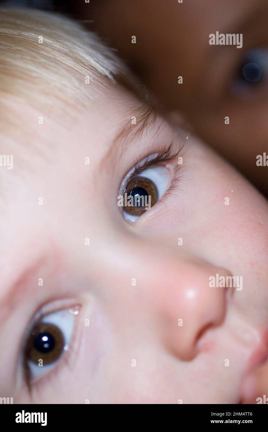 Ritratto di un bambino, Credit:Fotoshot Creative / Stuart Cox / Avalon Foto Stock