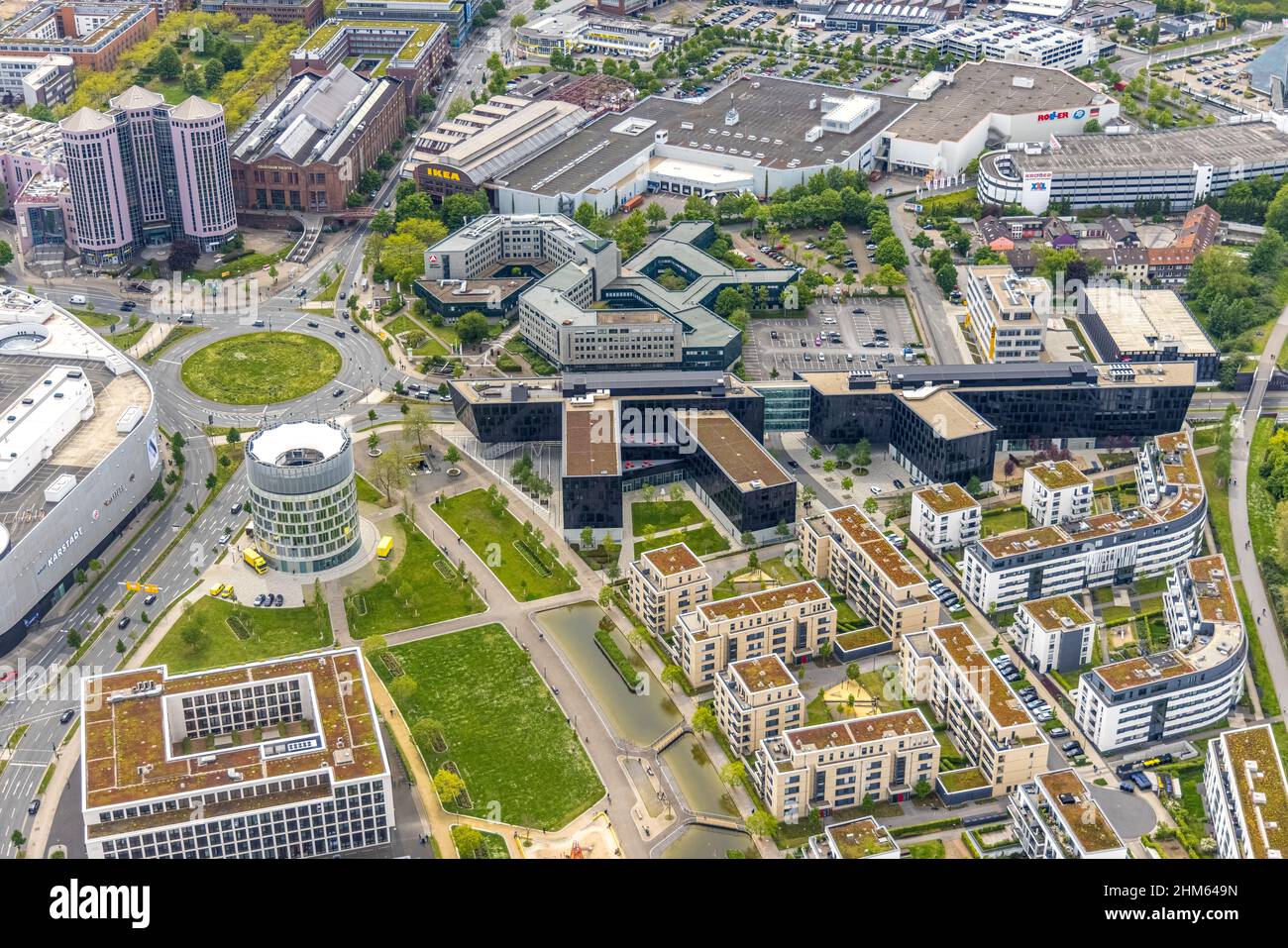 Vista aerea, sede della società Funke Mediengroppe, Jakob-Funke-Platz 1, Grüne Mitte Essen, Westviertel, Essen, Area della Ruhr, Renania settentrionale-Vestfalia, G. Foto Stock