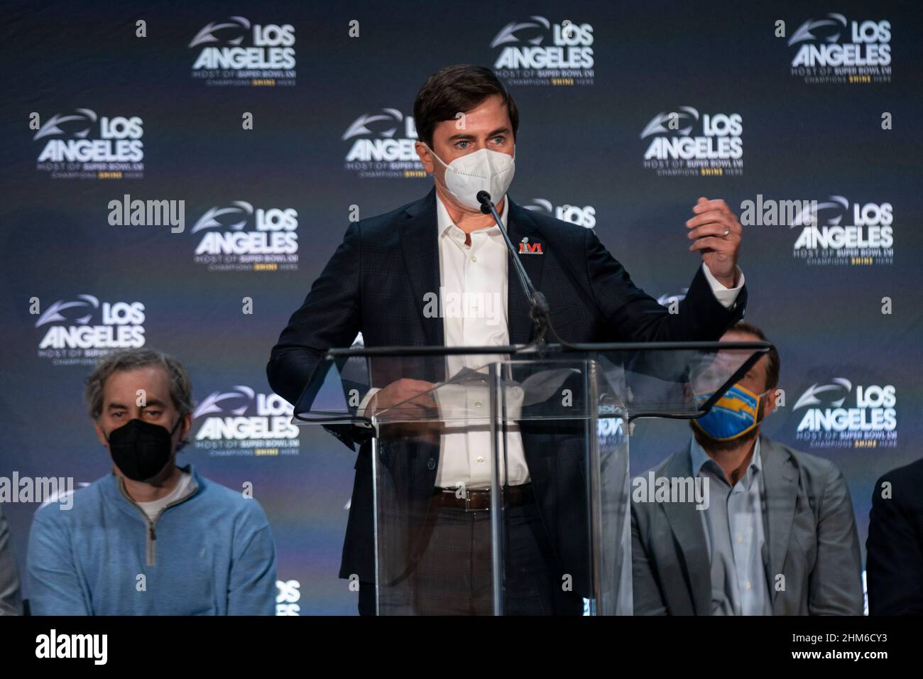 Peter o’Reilly, Executive Vice President, Club Business & League Events, National Football League, parla durante una conferenza stampa di benvenuto della NFL Super Bowl LVI Foto Stock