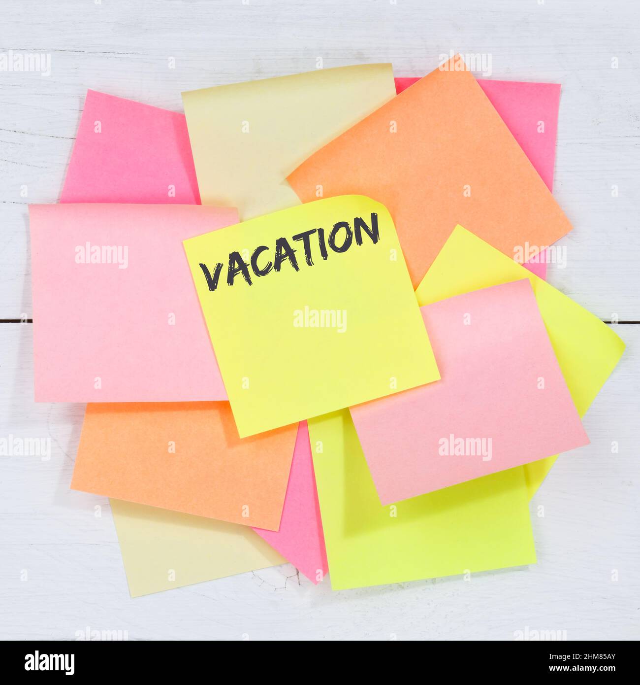 Vacanze vacanze vacanze relax pausa rilassante tempo libero business concetto scrivania nota carta quadrato notepaper Foto Stock