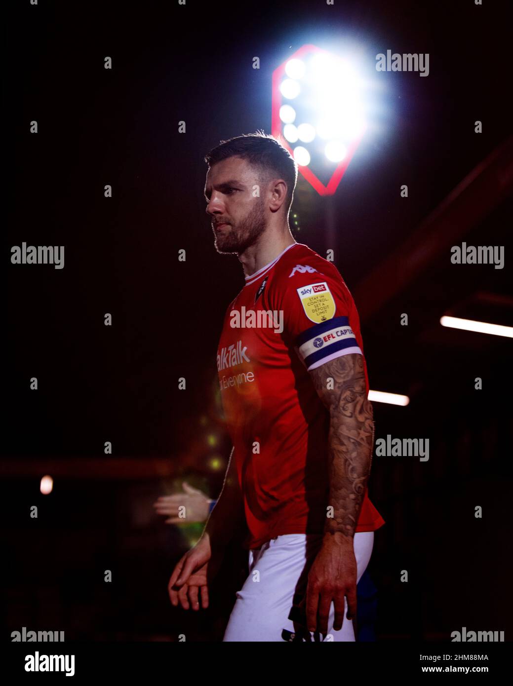 Capitano di Salford Ash Eastham. Salford City 2-1 Carlisle United 1/2/22. Il Peninsula Stadium, Salford. Foto Stock