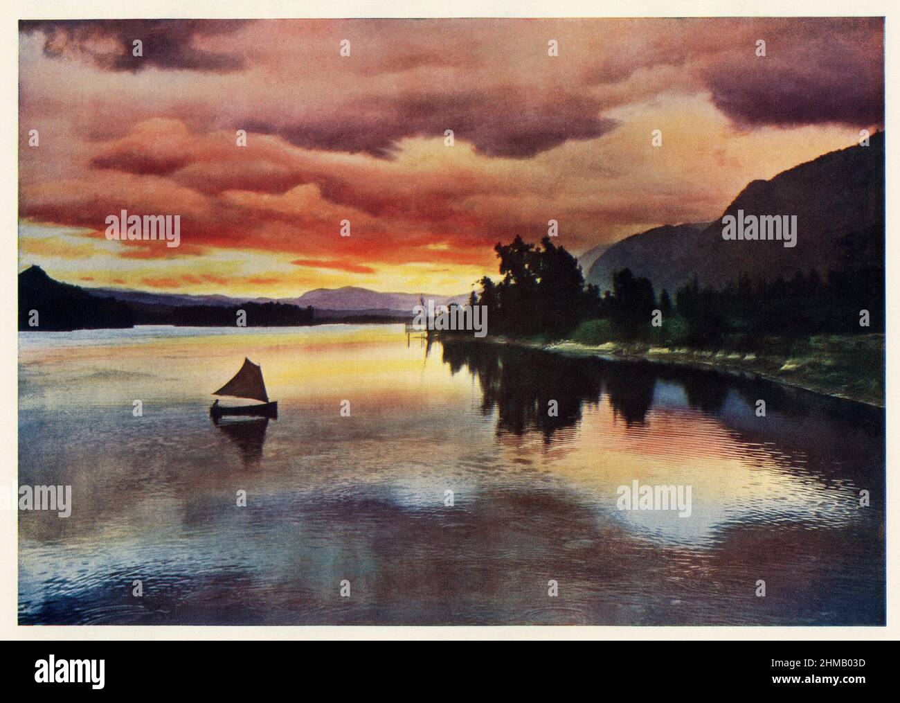 Nightfall sul fiume Columbia, all'inizio del 1900s. Mezzitoni di una fotografia Foto Stock