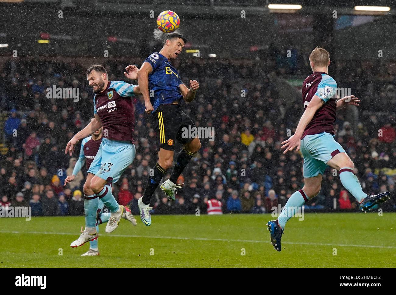 Burnley, Inghilterra, 8th febbraio 2022. Cristiano Ronaldo del Manchester United si dirige al traguardo durante la partita della Premier League a Turf Moor, Burnley. Il credito d'immagine dovrebbe leggere: Andrew Yates / Sportimage Foto Stock