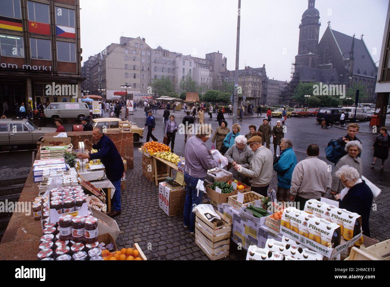 GERMANIA ORIENTALE 1990 PERSONE DELLA GERMANIA ORIENTALE Foto Stock