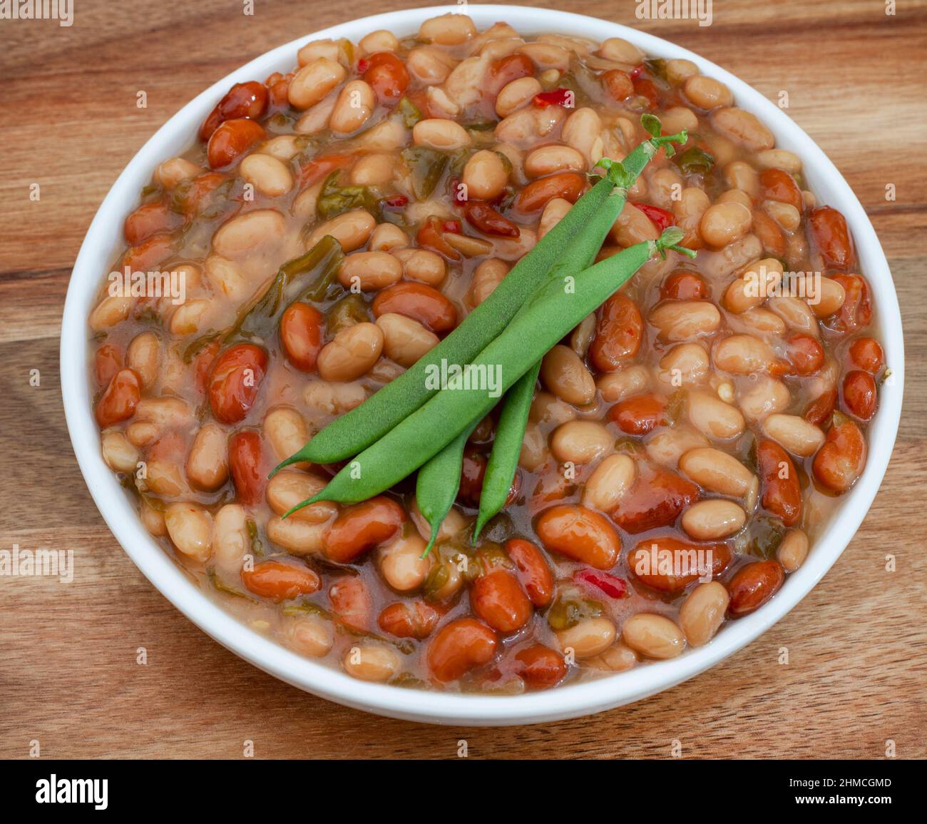 Insalata di tre fagioli. Un popolare contorno sudafricano Foto Stock